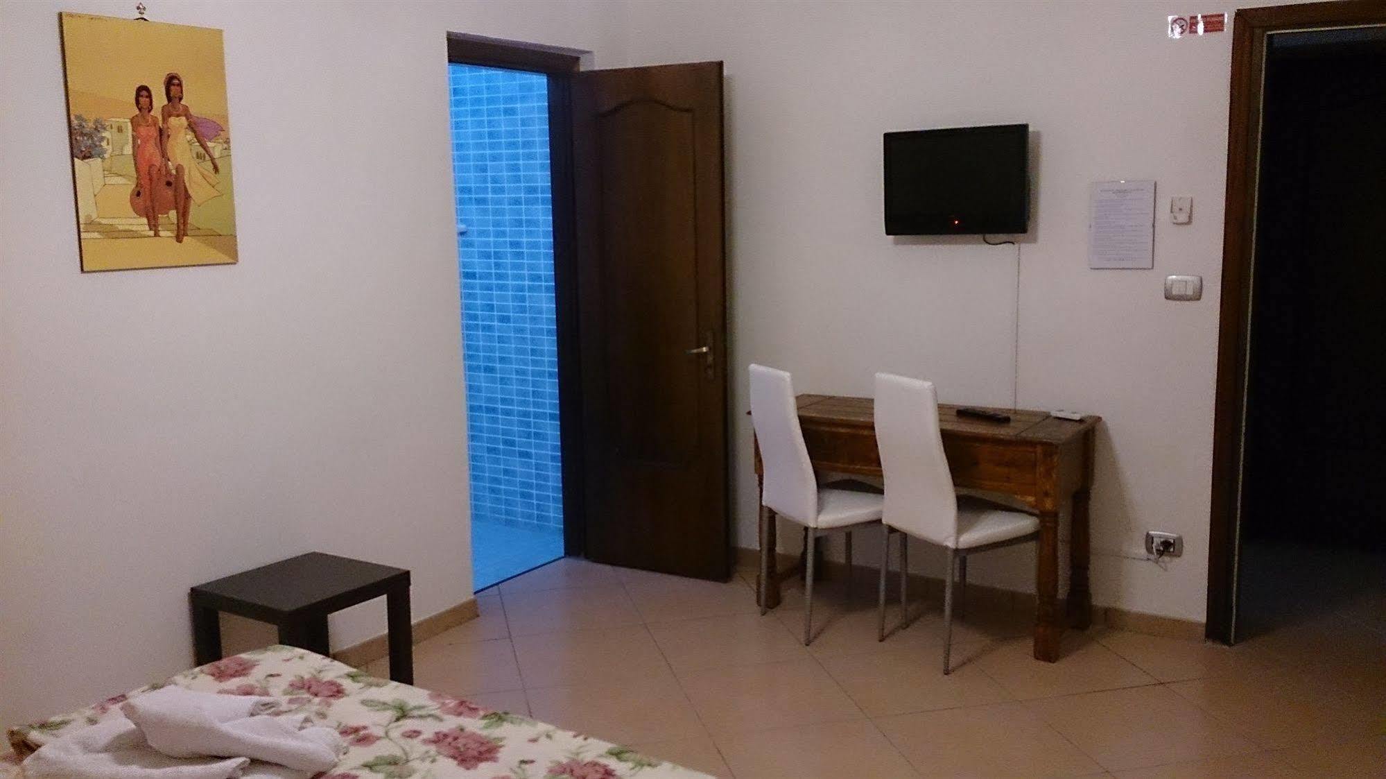 Bed and Breakfast Il Mirto E La Rosa Arenella  Exterior foto