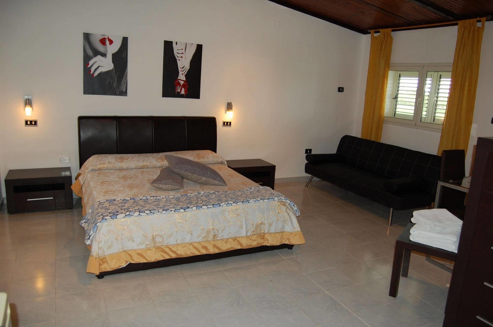 Bed and Breakfast Il Mirto E La Rosa Arenella  Exterior foto